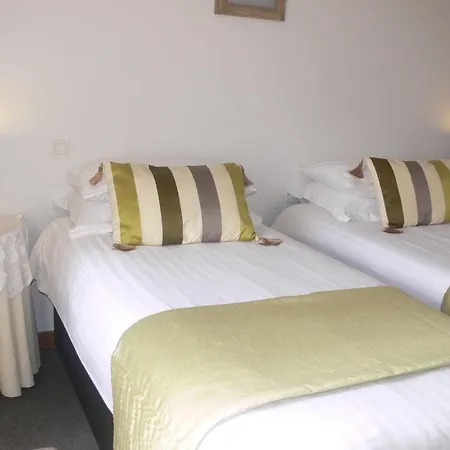 Le Jardin Bed and Breakfast 4*